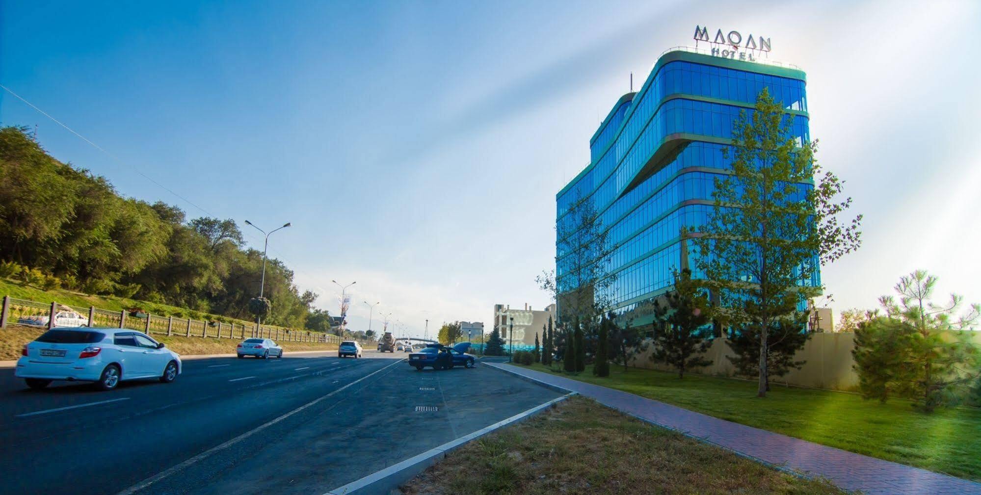 Maqan Hotel Almaty Exterior photo